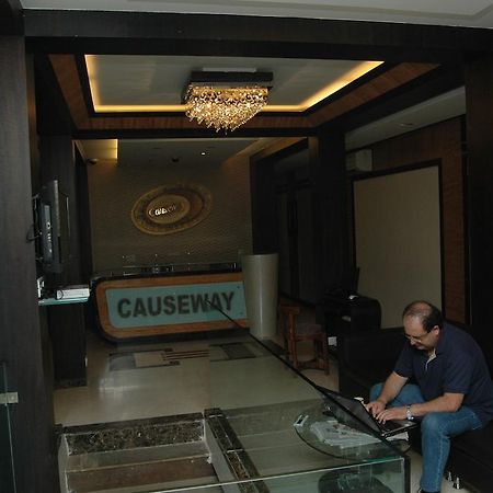 Hotel Causeway, Colaba Mumbai Exterior photo